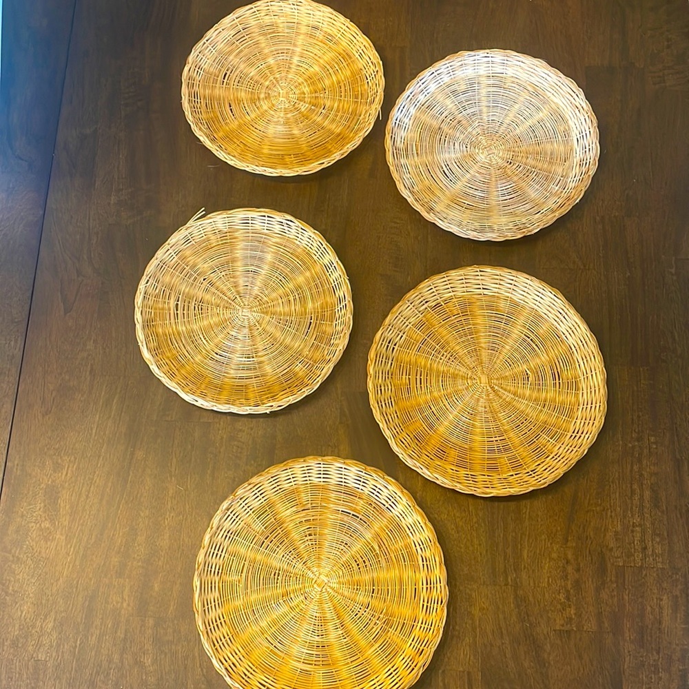 Rattan boho wall baskets (decor)